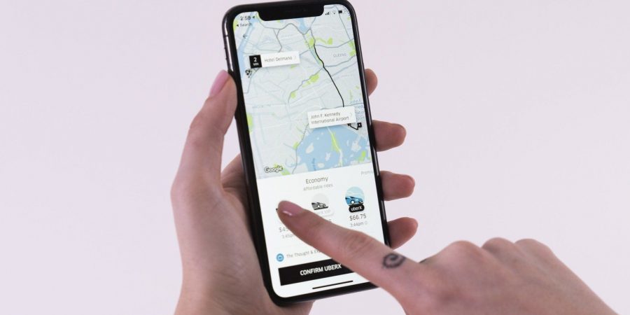 Uber Comfort tem carros com espaço extra e corridas sem conversas